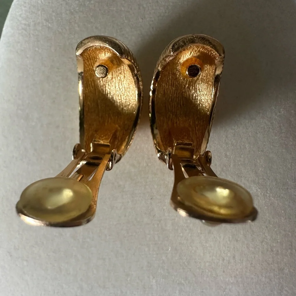 Vintage 1980’s Christian Dior Earrings - Picture 8 of 8